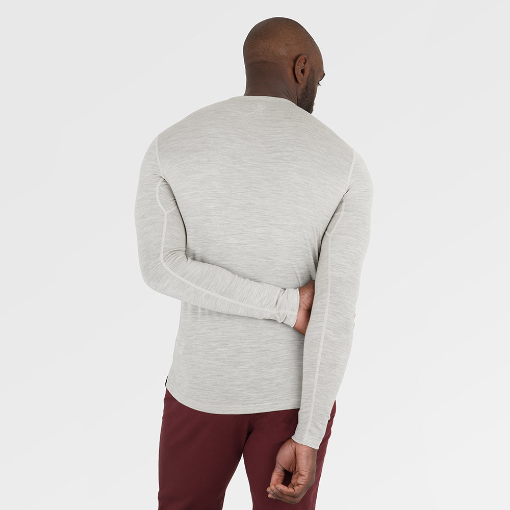 Mens Merino 180 Long Sleeve Crew (Jute) | Model: Michael