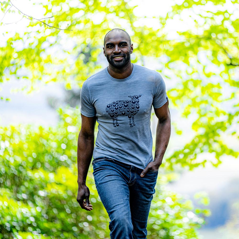 Isobaa | Mens Merino 150 Sheep Tee (Sky) | Gear up for everyday adventures in Isobaa's superfine Merino Tee. | Model: Michael