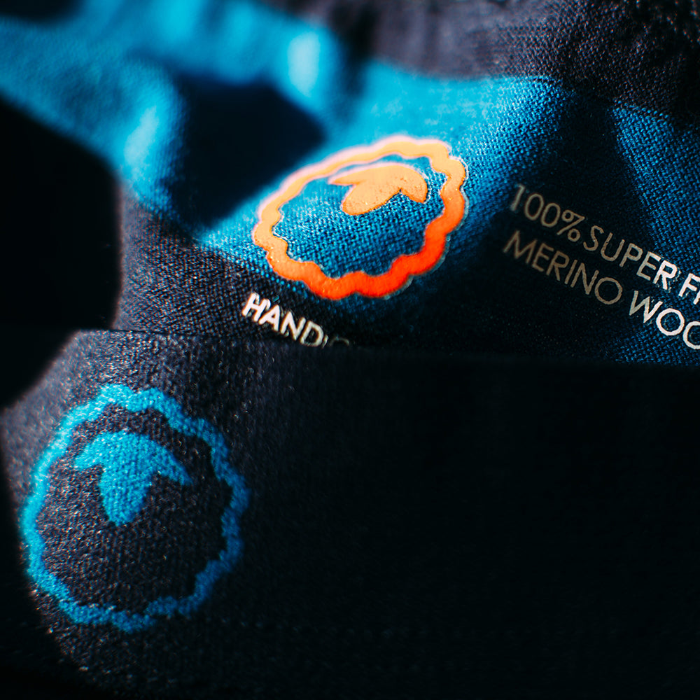 Isobaa | Womens Merino 180 Hipster Shorts (Navy/Blue) | Conquer any activity in comfort with Isobaa's superfine Merino hipster shorts.