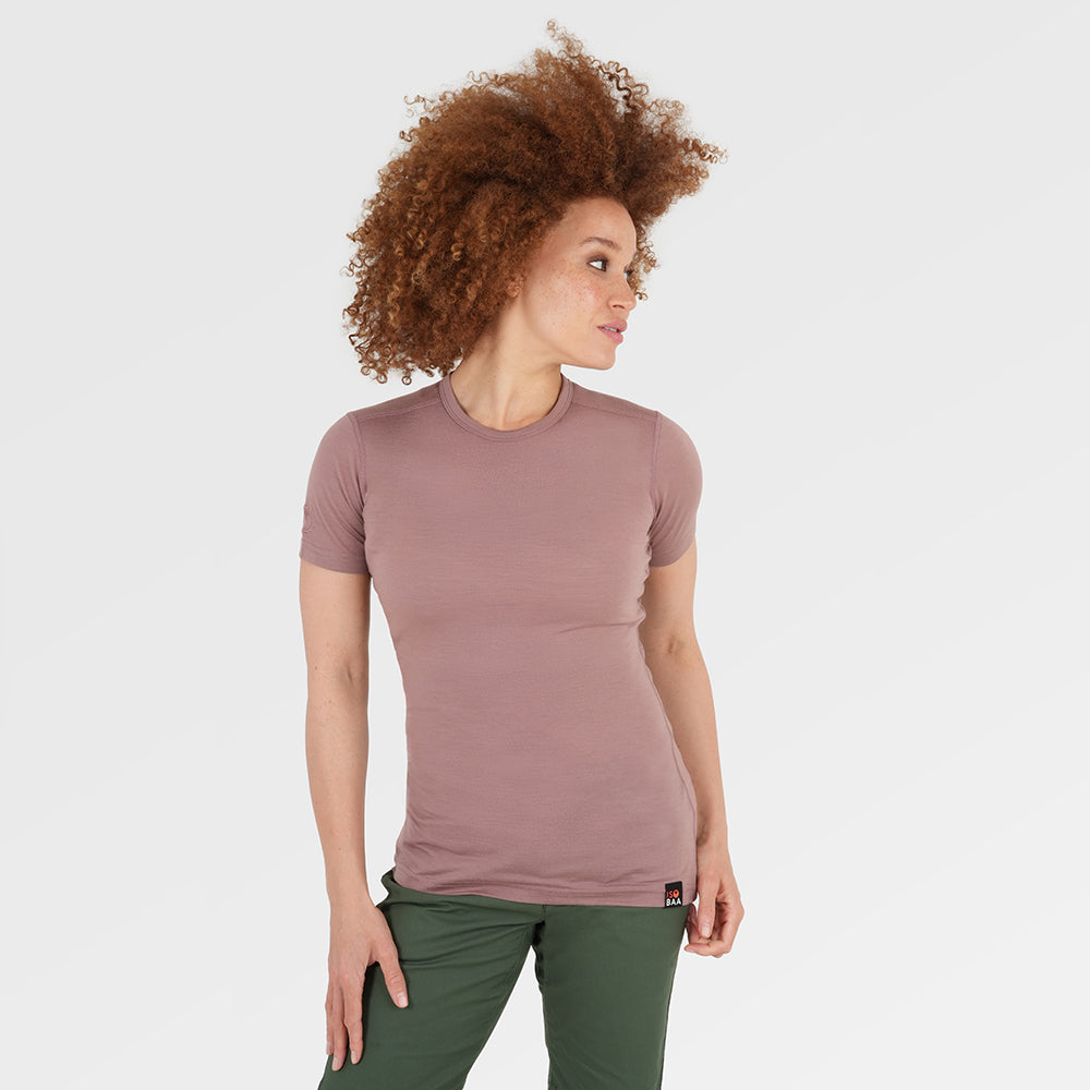 Womens Merino 150 Short Sleeve Crew (Burlwood) | Model: Chi Chi
