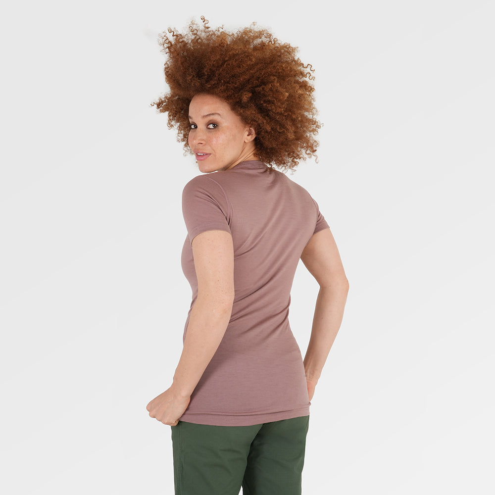 Womens Merino 150 Short Sleeve Crew (Burlwood) | Model: Chi Chi