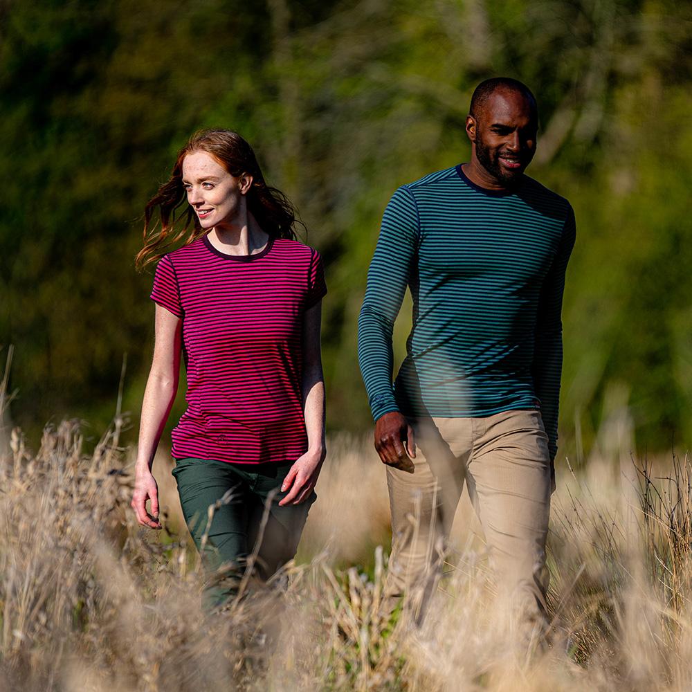 Isobaa | Mens Merino 180 Long Sleeve Crew (Mini Stripe Navy/Green) | Get outdoors with the ultimate Merino wool long-sleeve top. | Model: Michael