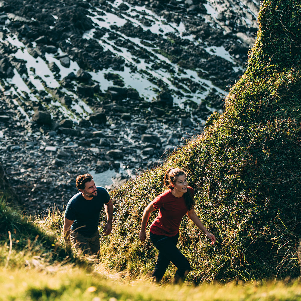 Isobaa | Mens Merino 150 Short Sleeve Crew (Petrol) | Gear up for performance and comfort with Isobaa's technical Merino short-sleeved top. | Model: Duncan