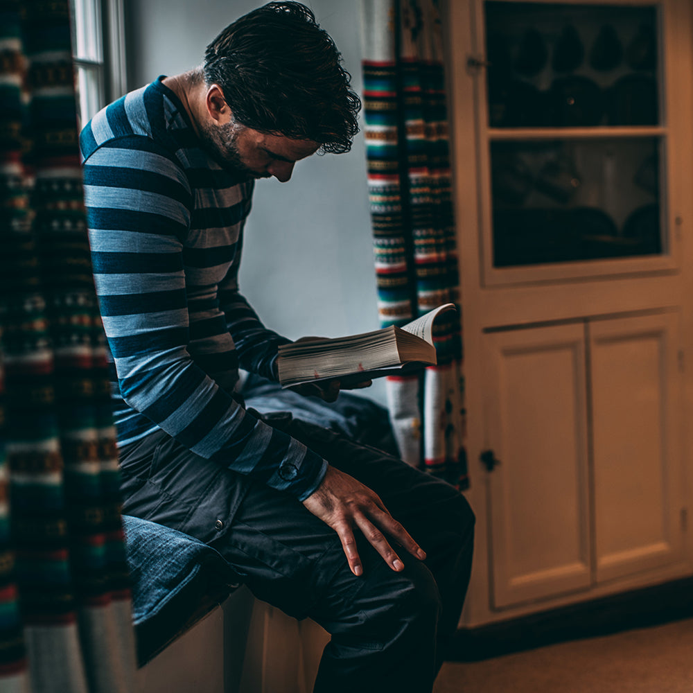 Isobaa | Mens Merino 180 Long Sleeve Crew (Petrol/Sky) | Get outdoors with the ultimate Merino wool long-sleeve top. | Model: Duncan
